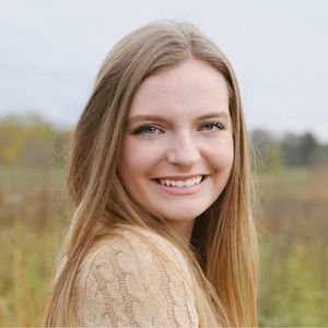 Meet your Posher, Naomi